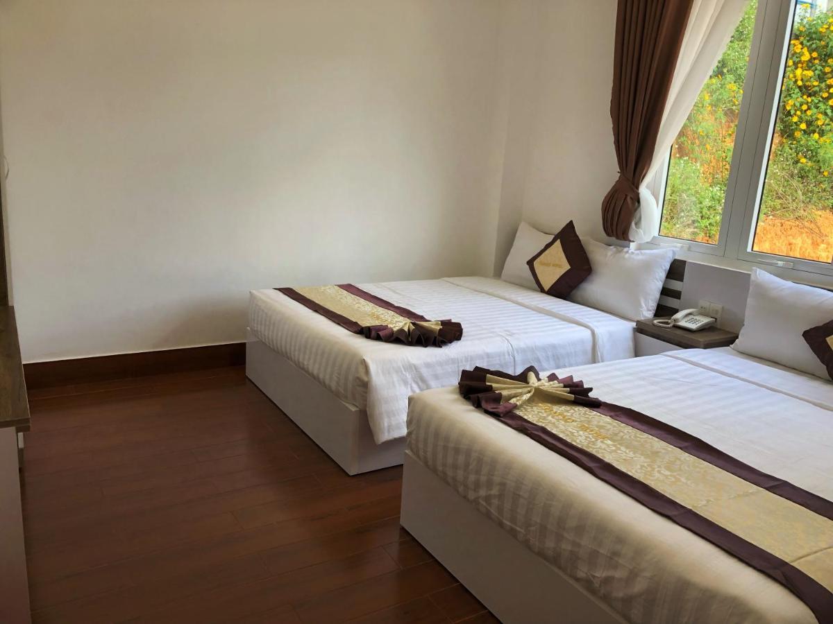 Khach San Tommy Hotel Dalat Bagian luar foto
