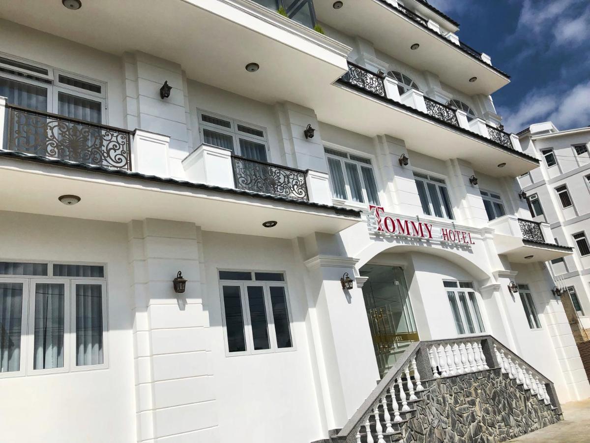 Khach San Tommy Hotel Dalat Bagian luar foto