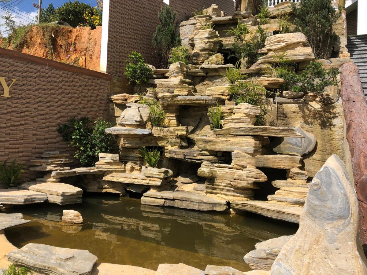 Khach San Tommy Hotel Dalat Bagian luar foto