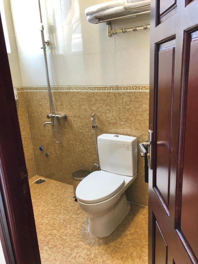Khach San Tommy Hotel Dalat Bagian luar foto