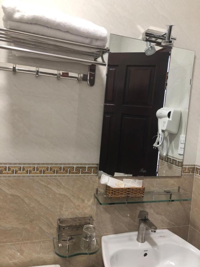 Khach San Tommy Hotel Dalat Bagian luar foto