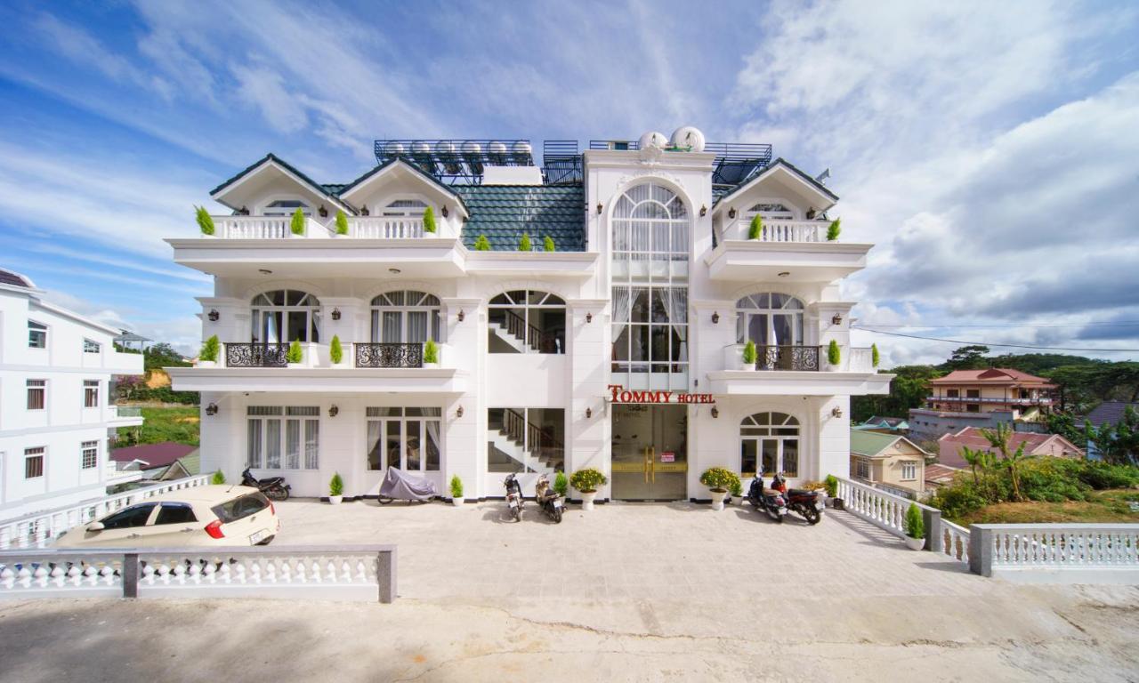 Khach San Tommy Hotel Dalat Bagian luar foto