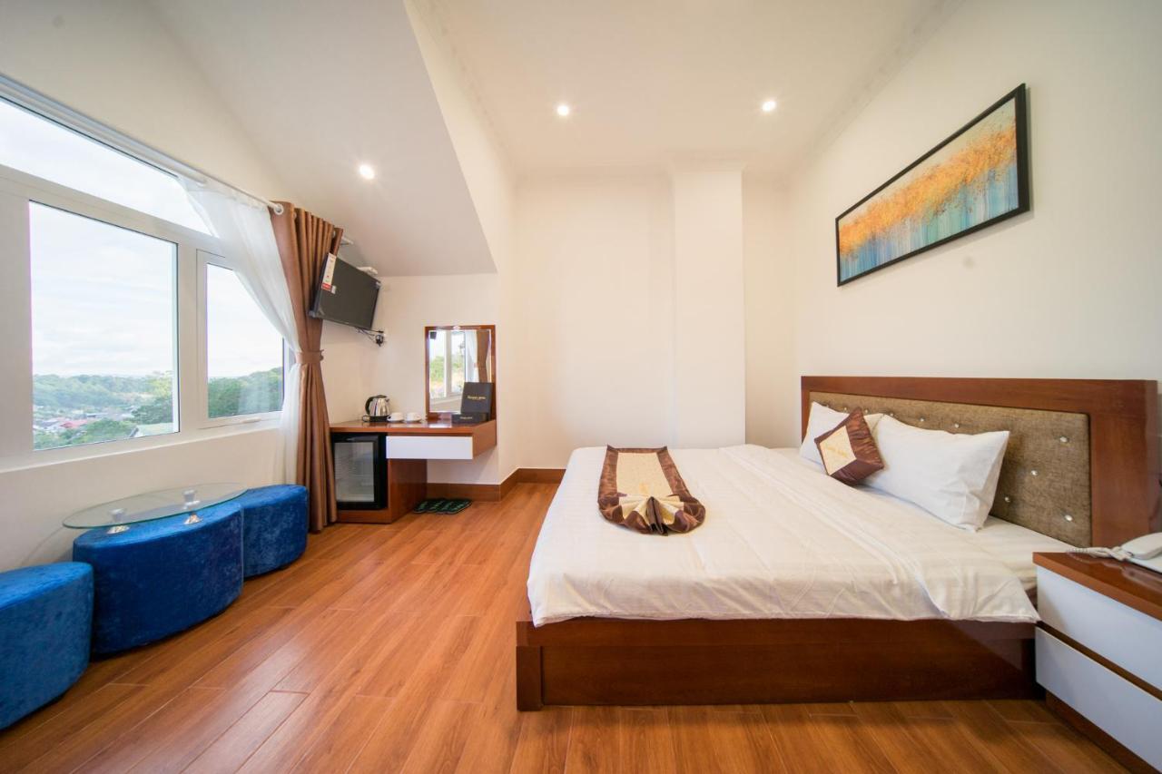 Khach San Tommy Hotel Dalat Bagian luar foto