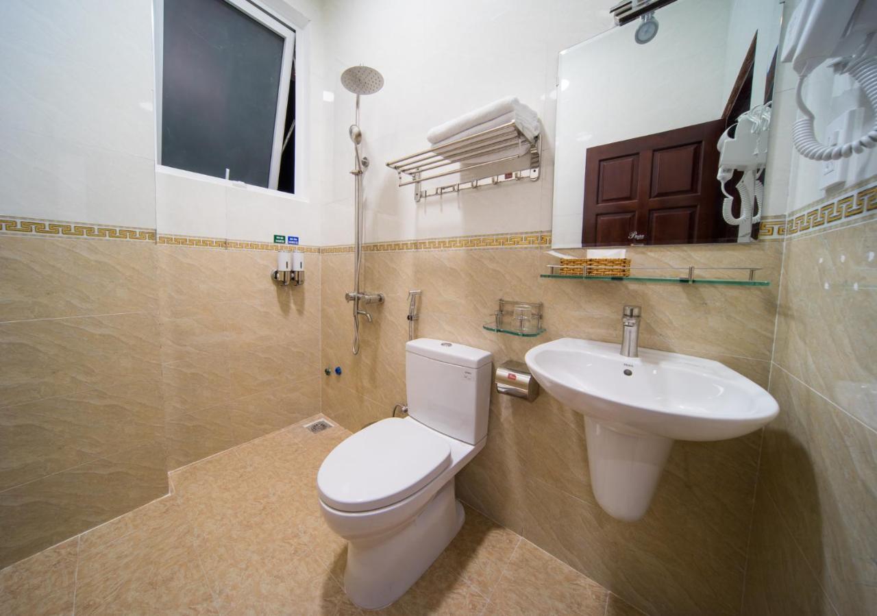 Khach San Tommy Hotel Dalat Bagian luar foto
