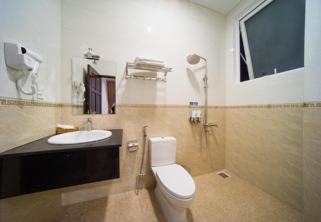 Khach San Tommy Hotel Dalat Bagian luar foto